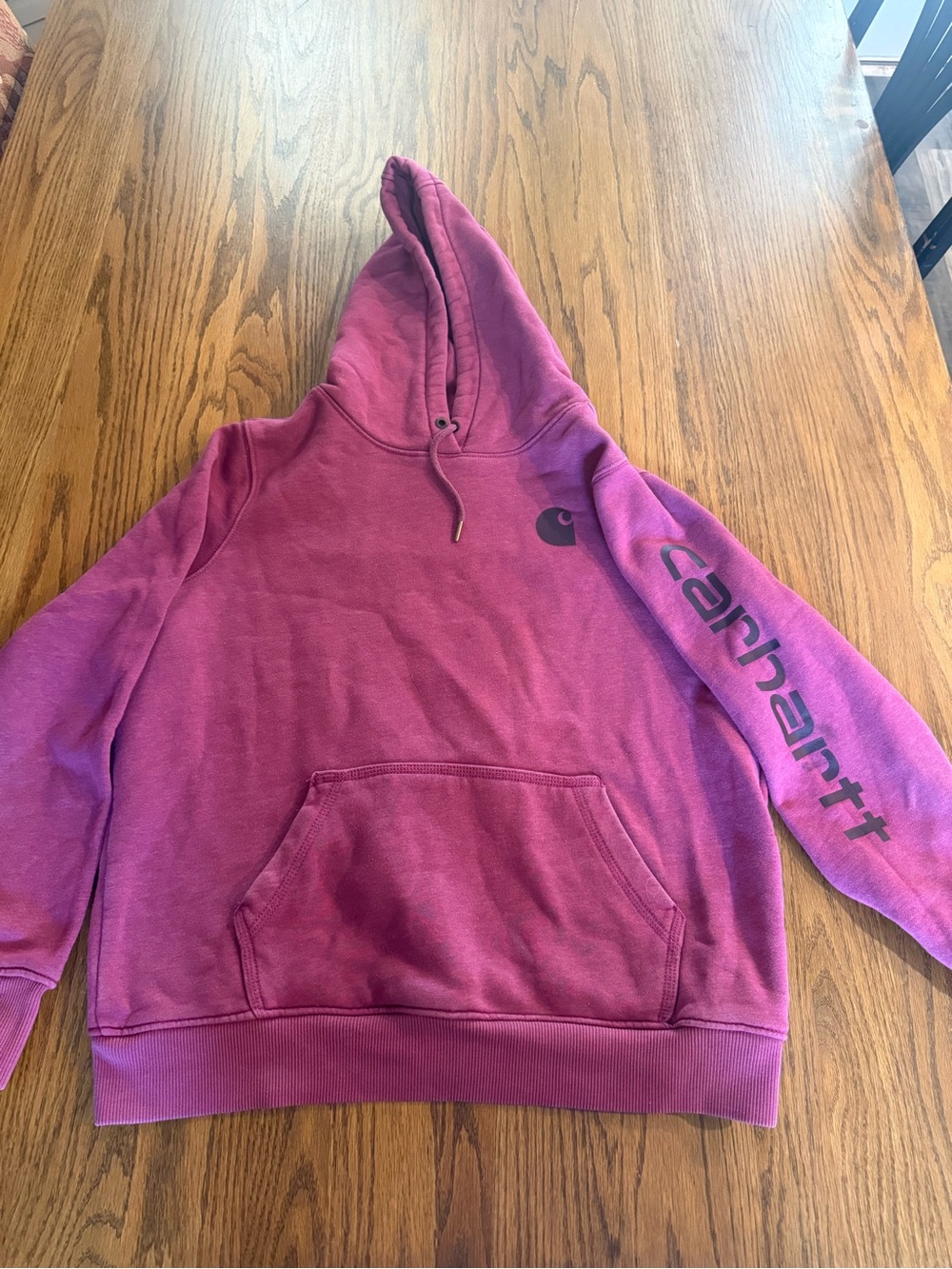 Carhartt Women’s Hooded Sweatshirt in Berry